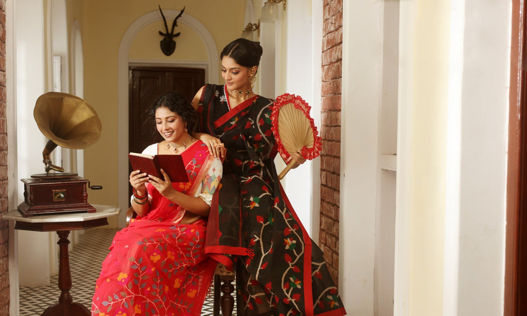 A Guide to Shopping for Luxury Handloom Sarees & Designer Blouses in Kolkata