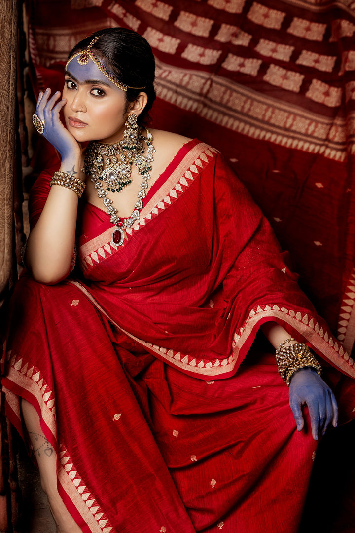 Rakta Abir Matka Silk Jamdani Saree