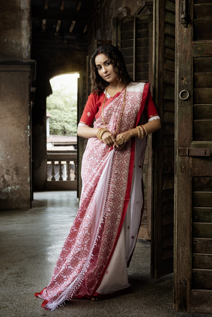 Dhunuchi Nach Lal Sada Jamdani Saree