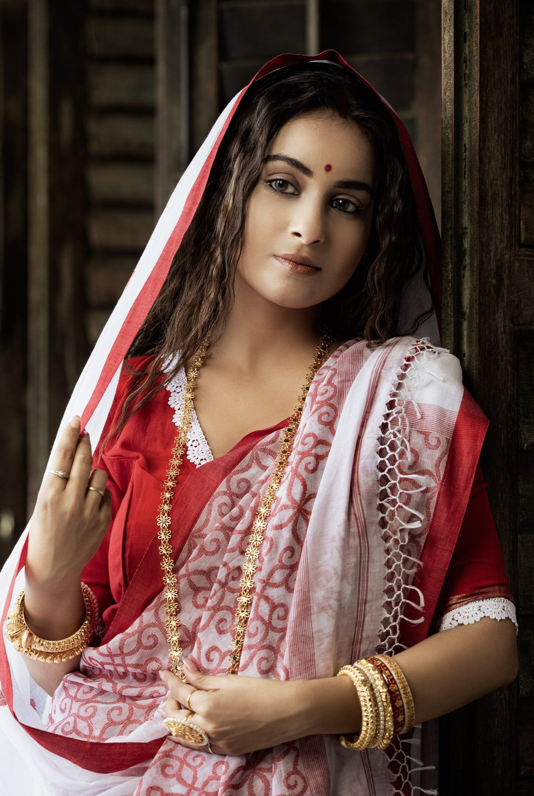 Dhunuchi Nach Lal Sada Jamdani Saree