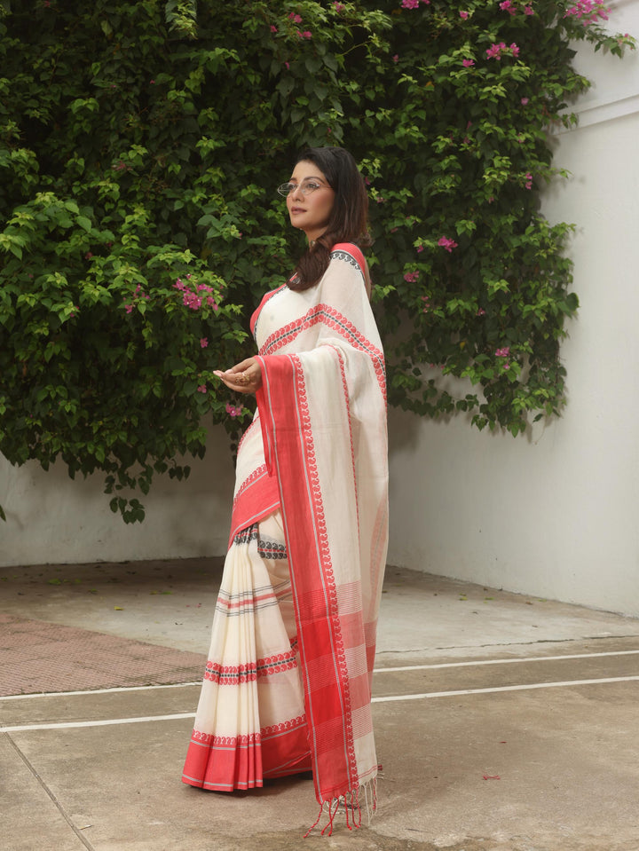 Vintage Rouge Lal Sada Cotton Jamdani Saree