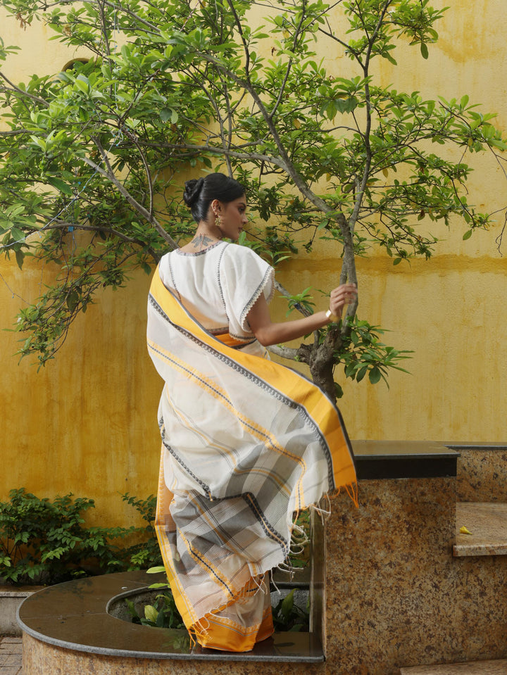 Sunday Matinee White Cotton Jamdani Saree