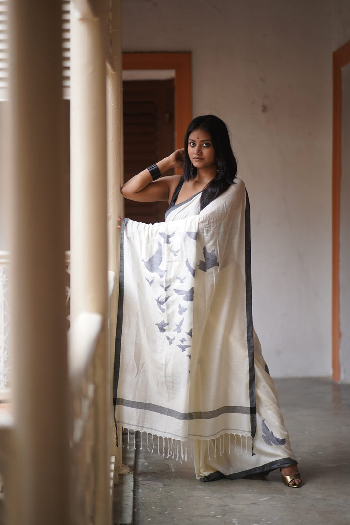Happy Bird Jamdani saree online