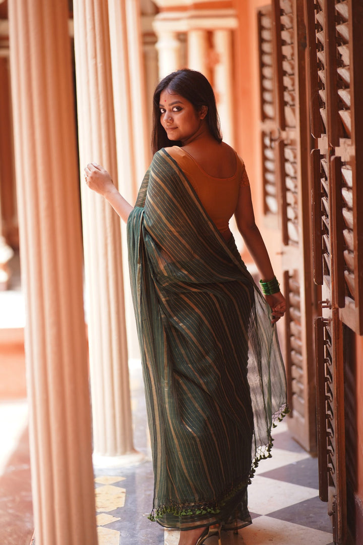 Panna Rekha Jamdani Saree