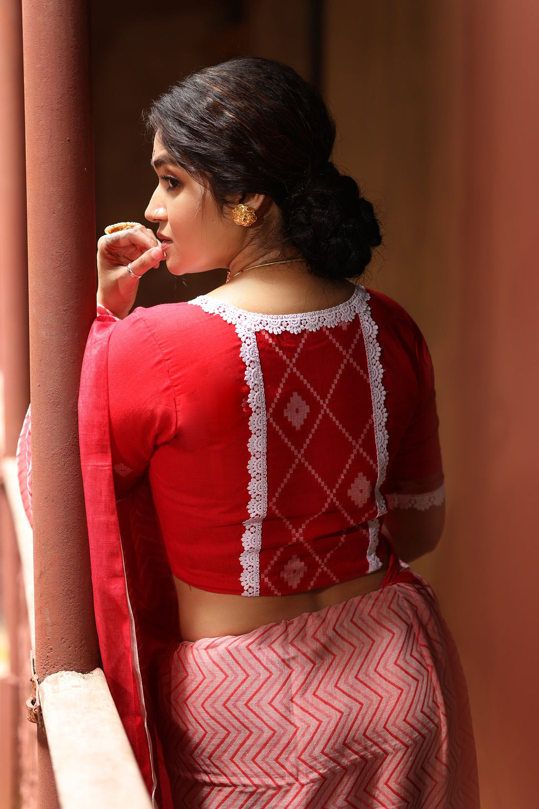 Gahana Laal Cotton Jamdani Blouse
