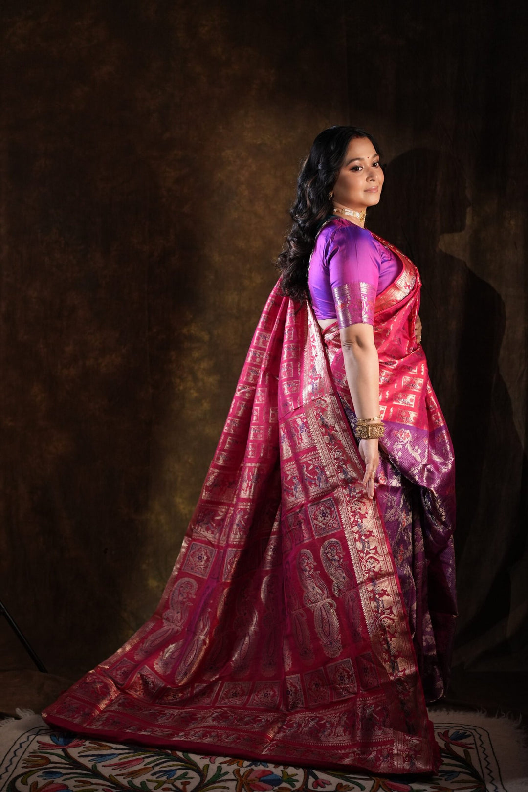 Maharani Swarna Katha - Dual-Tone Purple &amp; Royal Pink Swarnachuri Silk Saree