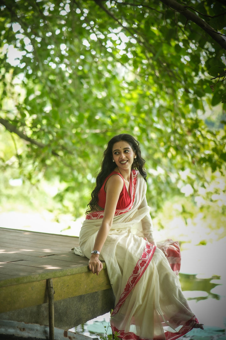 Patralika Lal Sada Jamdani Saree