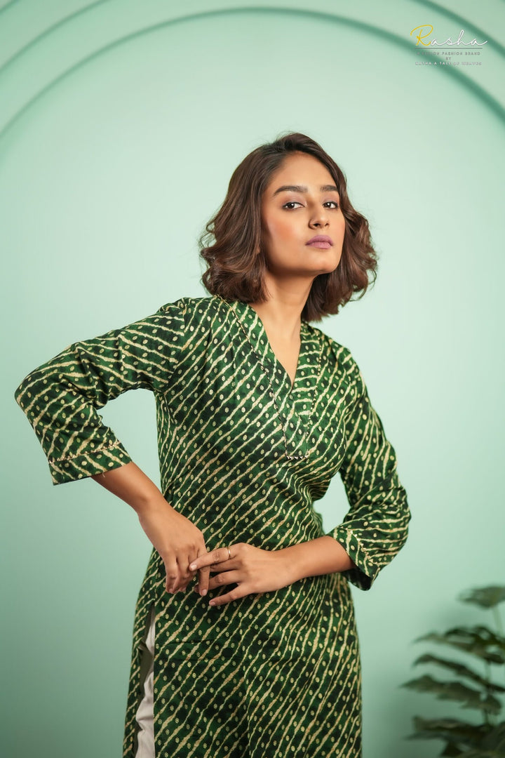 Emerald Elegance Green Printed Kurta For Women