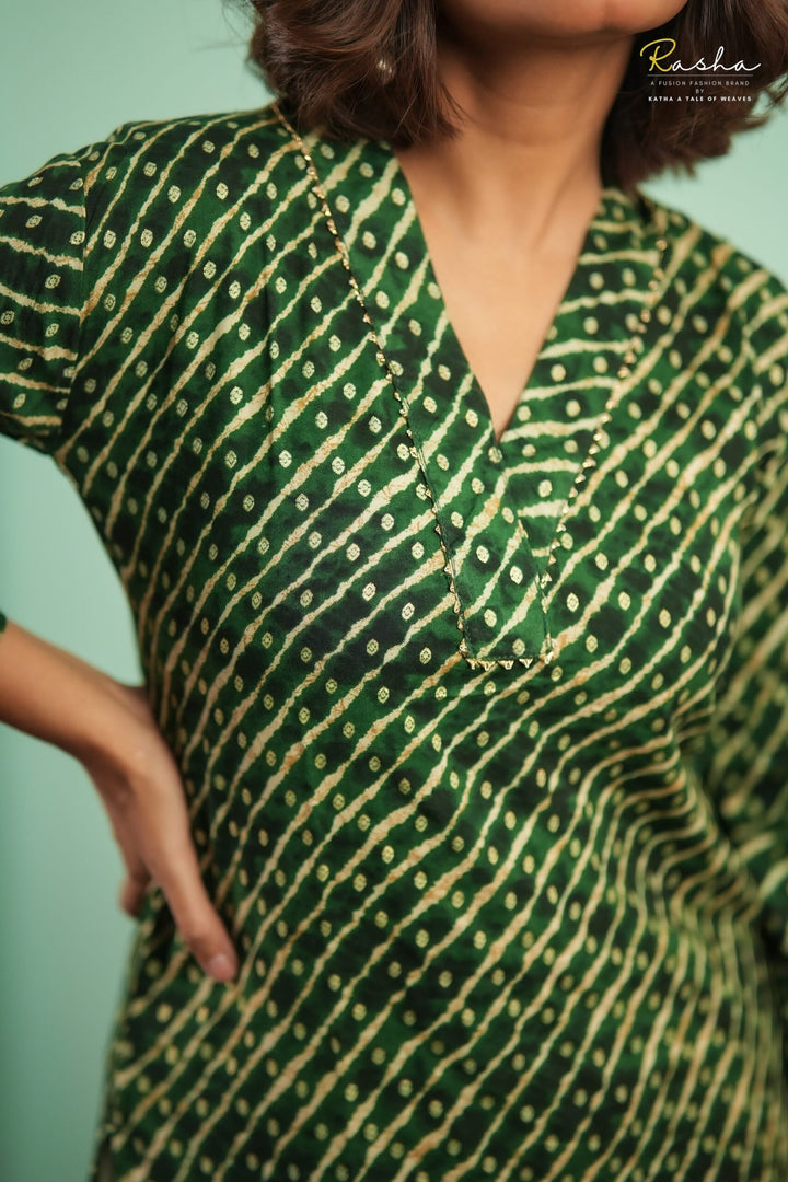 Emerald Elegance Green Printed Kurta For Women