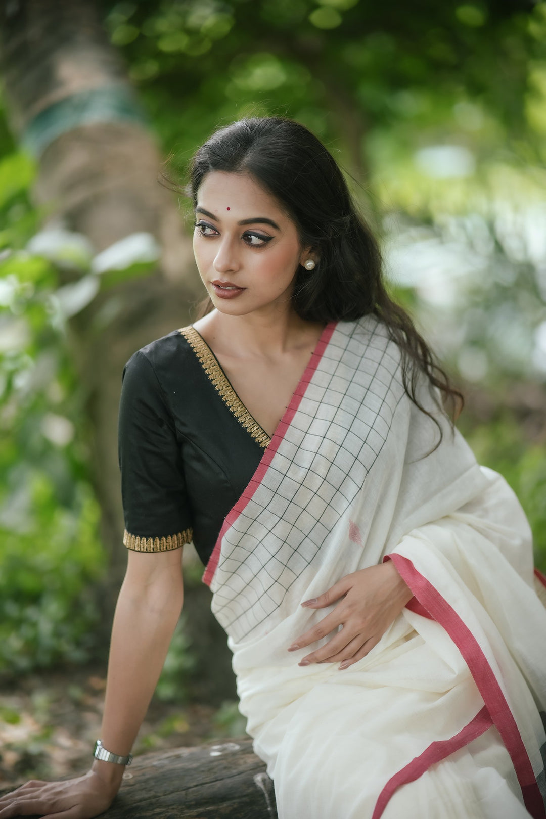 Chhaya Checkmate Cotton Handloom Jamdani Saree