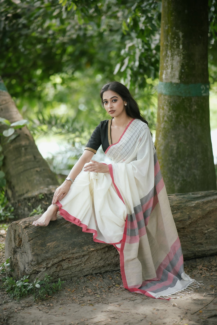 Chhaya Checkmate Cotton Handloom Jamdani Saree
