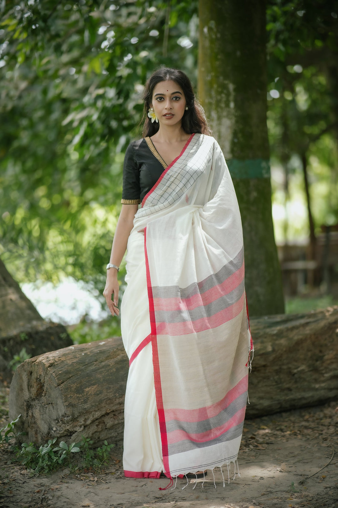 Chhaya Checkmate Cotton Handloom Jamdani Saree