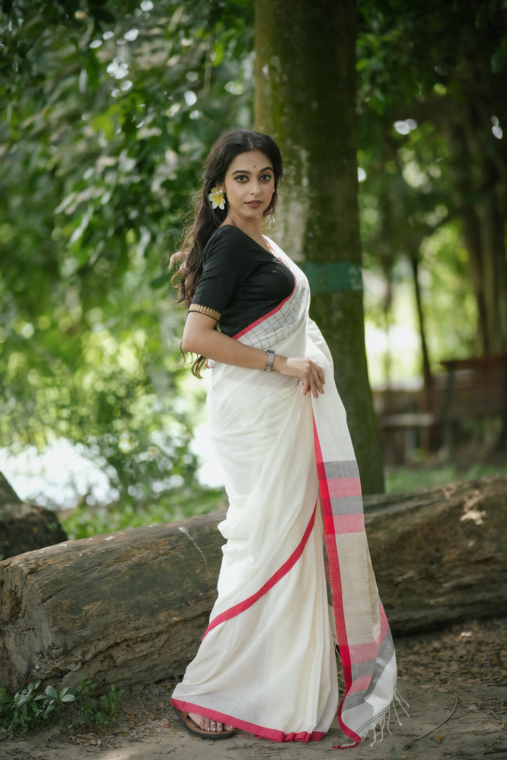 Chhaya Checkmate Cotton Handloom Jamdani Saree