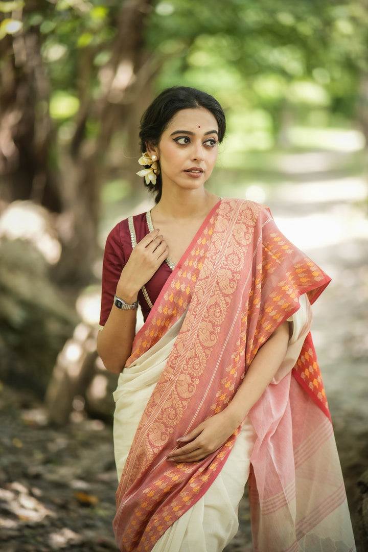 Mahapaar Alpona Lal Sada Handloom Jamdani Saree