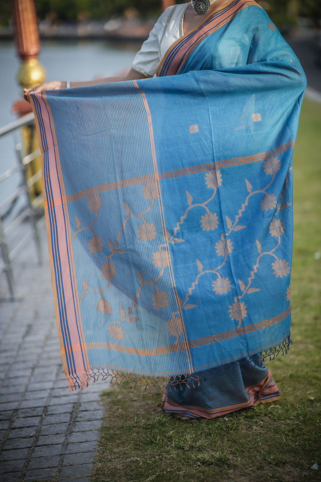 Neelima Cotton Handloom Jamdani Saree