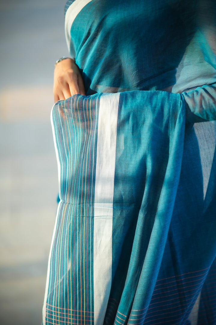 Peacock Pop Cotton Handloom Saree