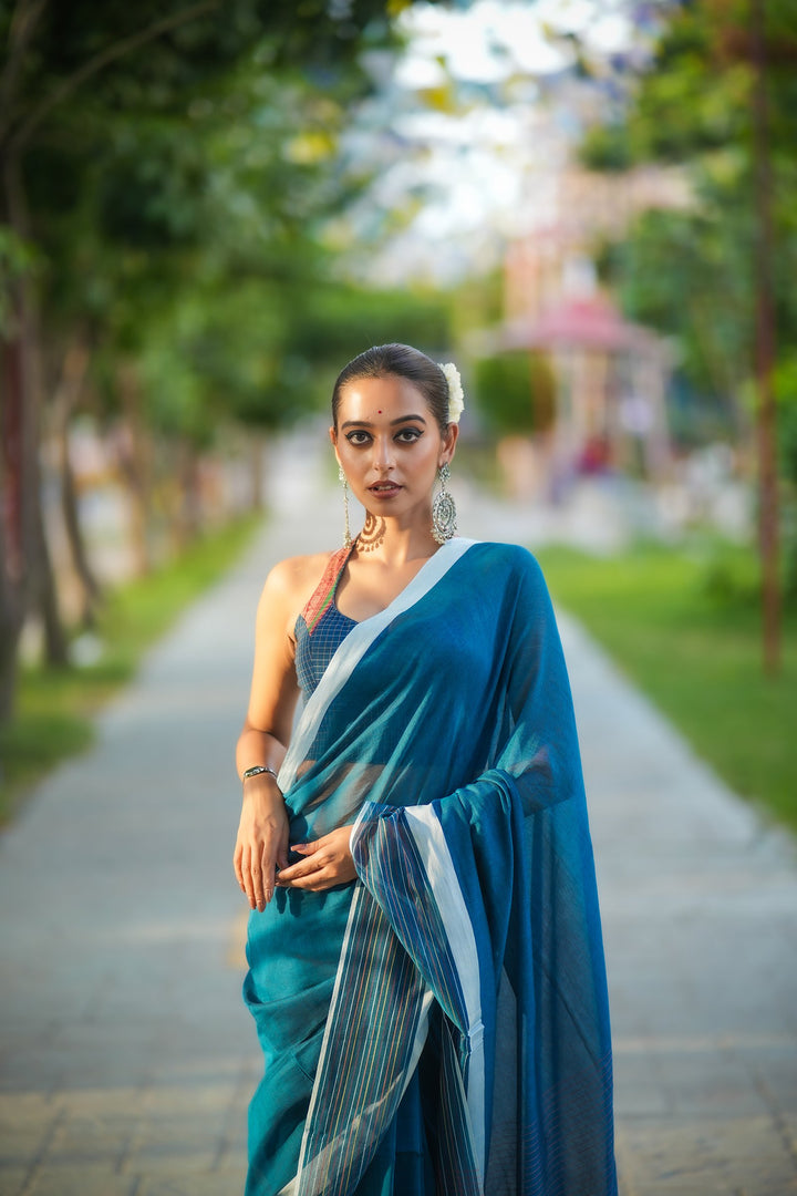 Peacock Pop Cotton Handloom Saree