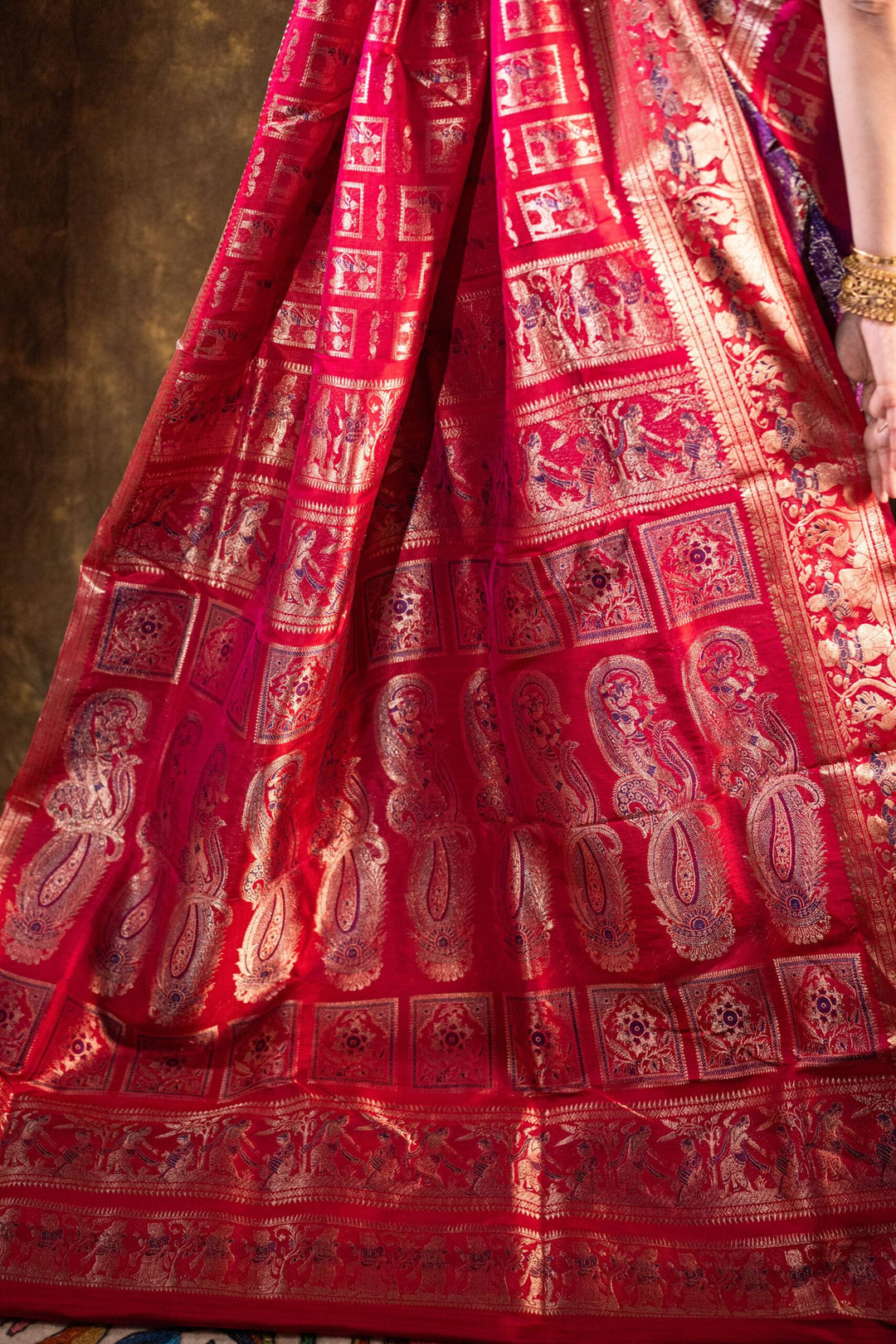 Maharani Swarna Katha - Dual-Tone Purple &amp; Royal Pink Swarnachuri Silk Saree
