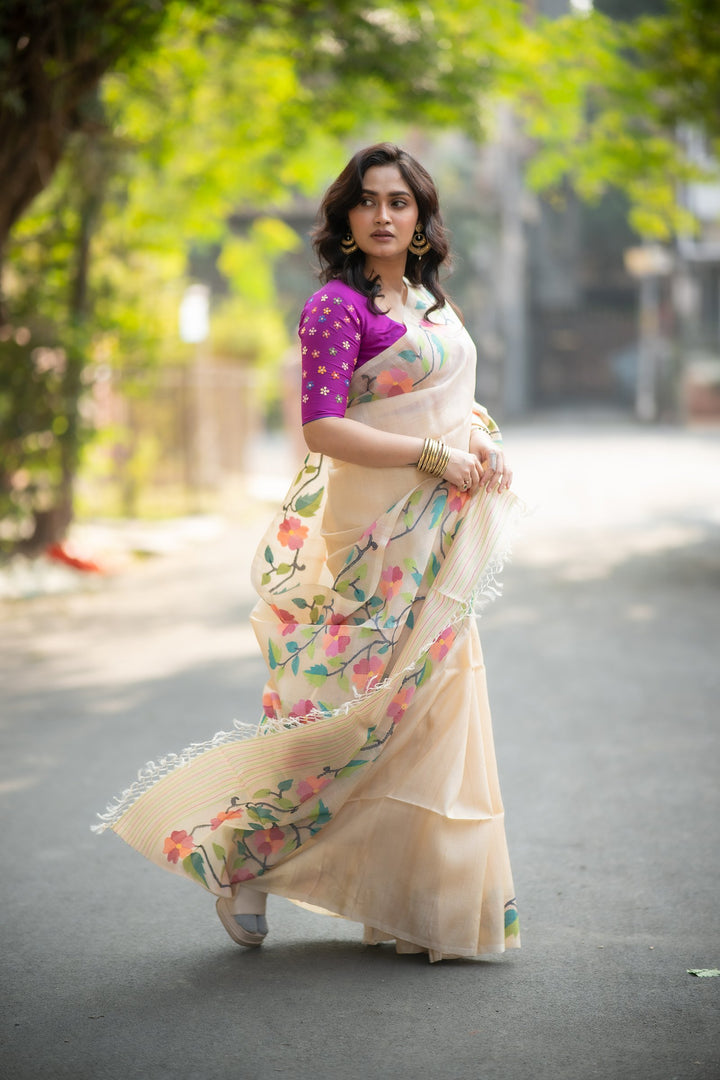 Gachhi Phool Jamdani – Pure Tussar Silk Saree with Handwoven Floral Needlework