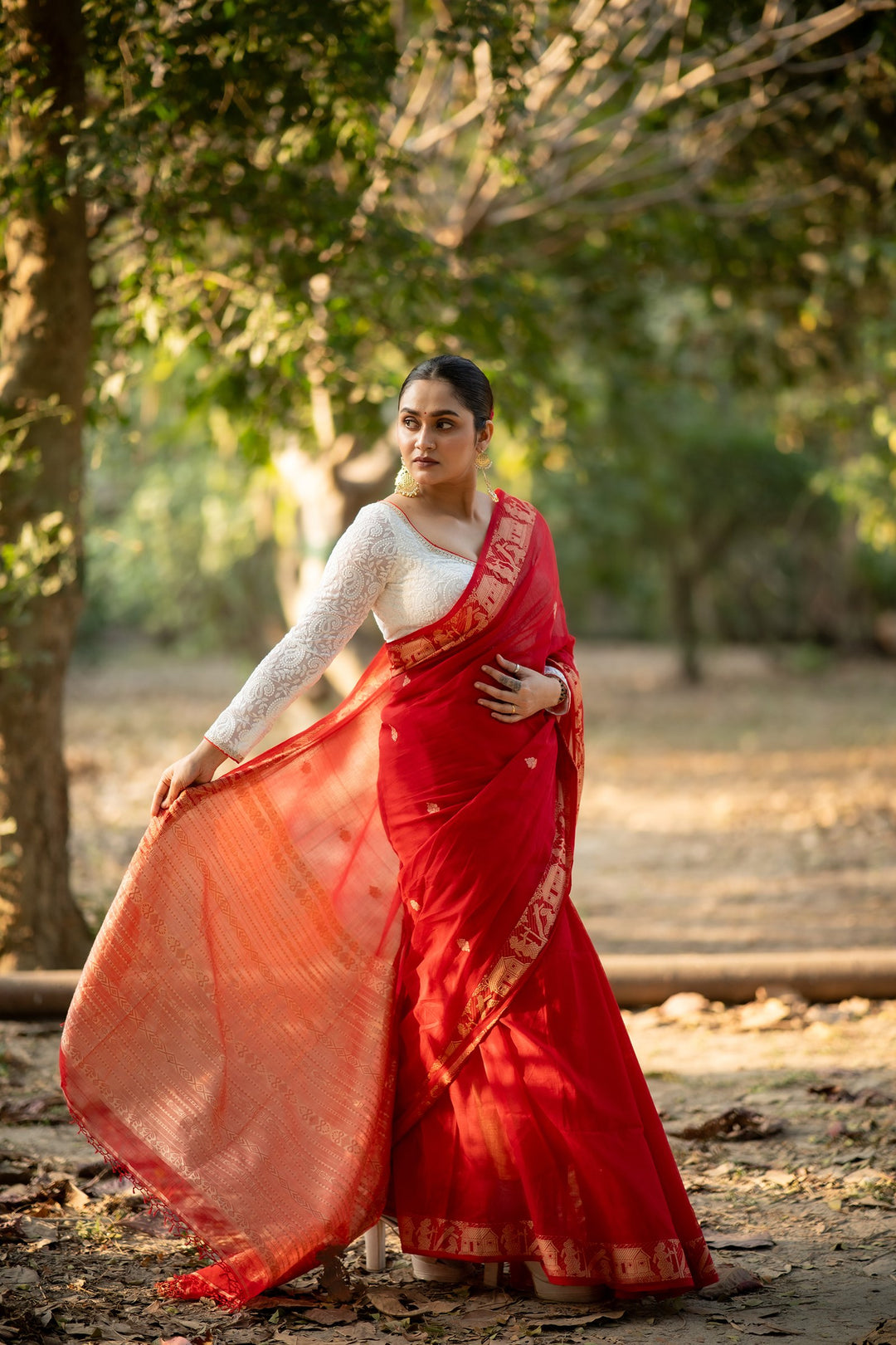 Akhyan – Red Baluchari Cotton Saree