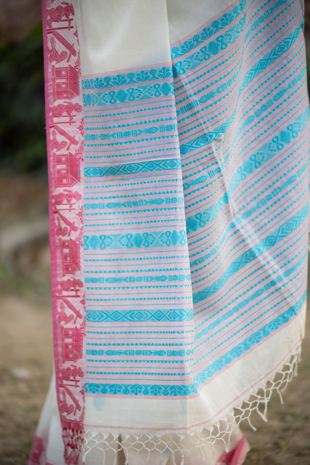 Akashi Golap – White Cotton Baluchari Saree