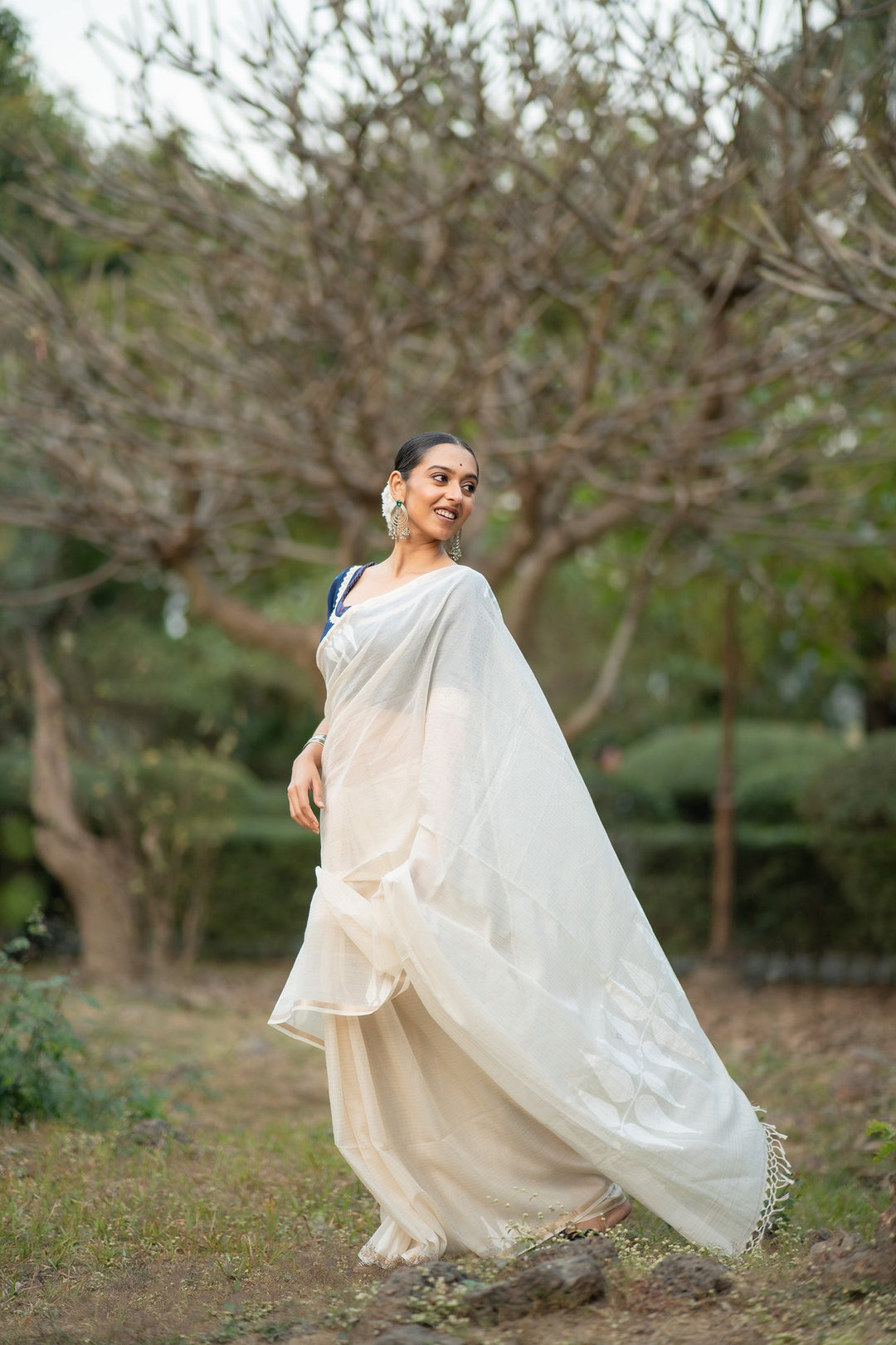 Kanakrekha – Sada Jamdani Saree