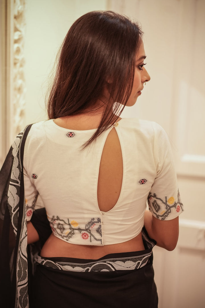 Jasmine White Jamdani Blouse – Premium Cotton with Handwoven Charm