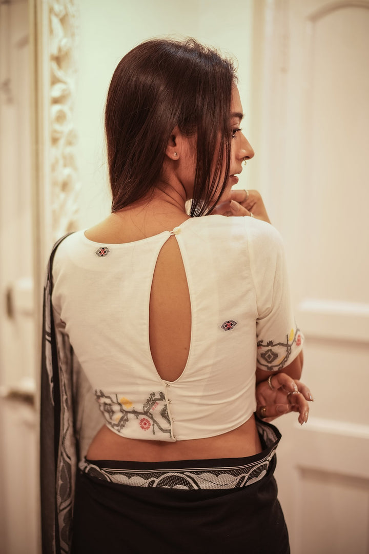 Jasmine White Jamdani Blouse – Premium Cotton with Handwoven Charm