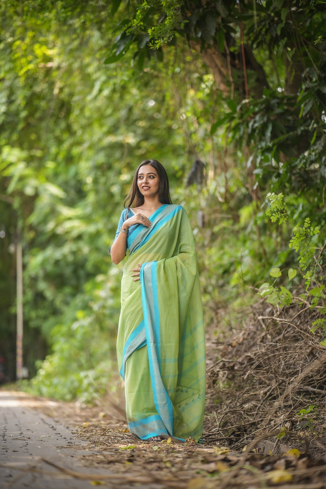 Titli Cotton Handloom Tangail Saree – Dual-Tone Green with Dark Sky Blue Weaves