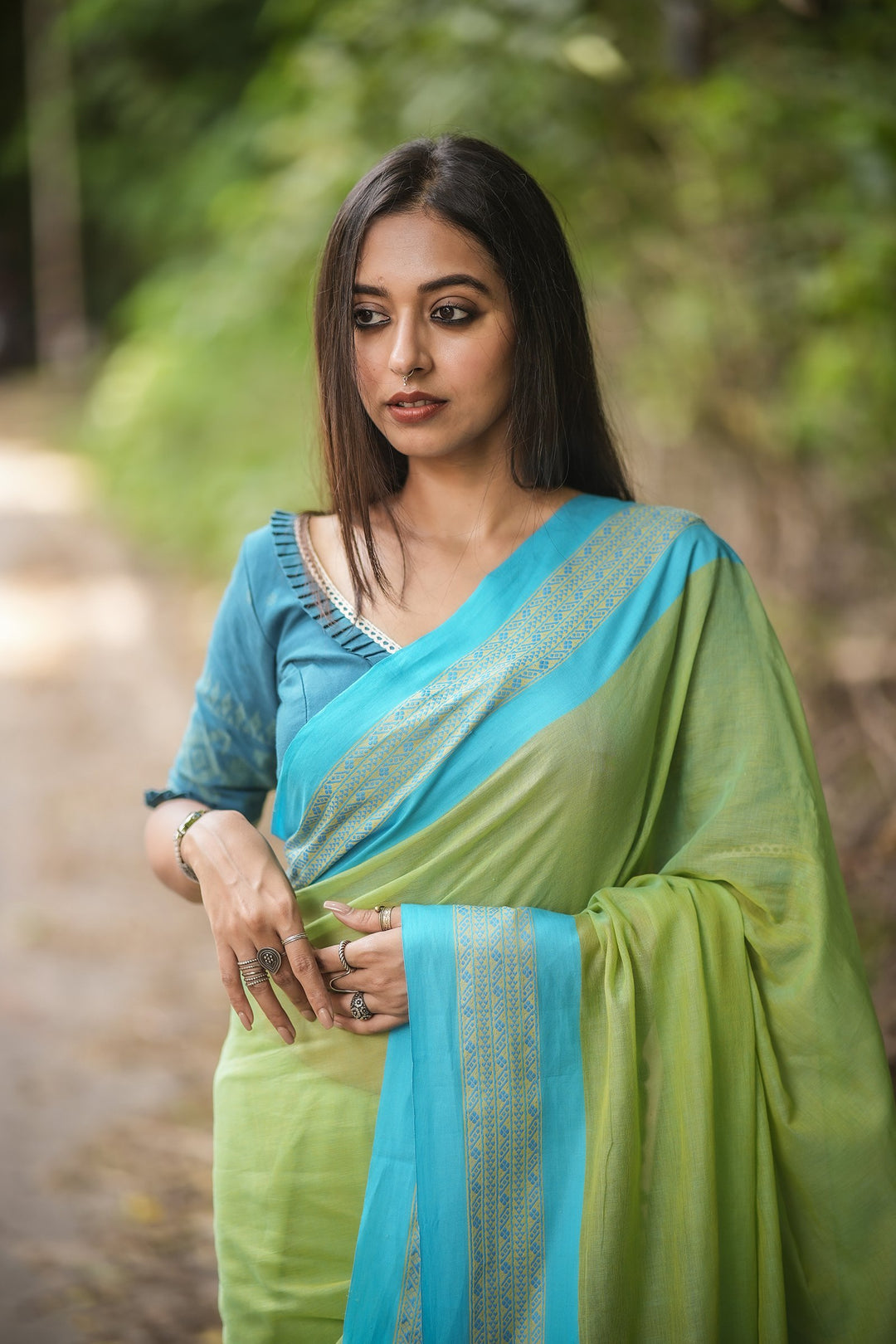 Titli Cotton Handloom Tangail Saree – Dual-Tone Green with Dark Sky Blue Weaves