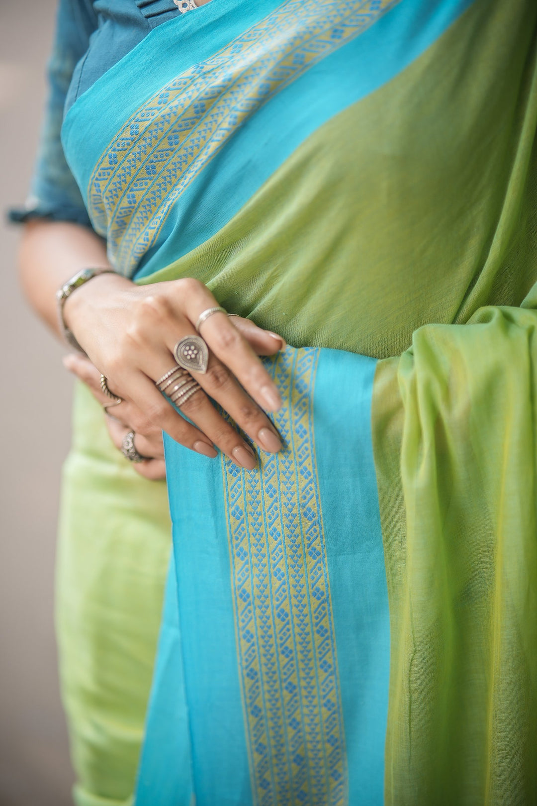 Titli Cotton Handloom Tangail Saree – Dual-Tone Green with Dark Sky Blue Weaves