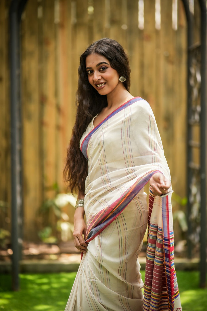 Threaded Tales: Kutch Weave on Handloom Cotton