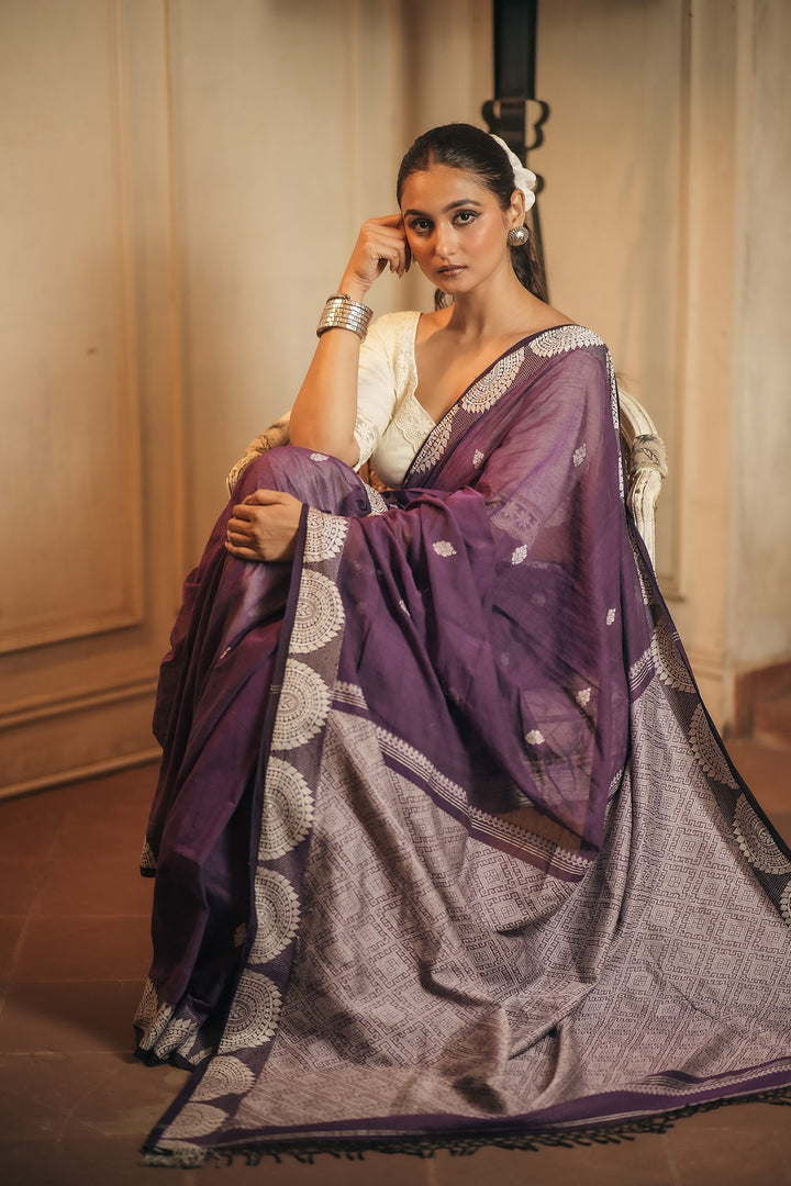 Handwoven Purple Amrapali Chalchitra Jamdani Saree