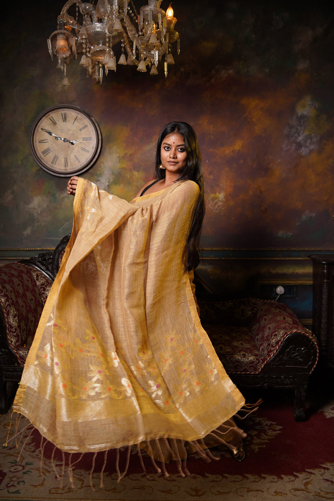 Guldasta - Golden Flower Linen Jamdani Saree