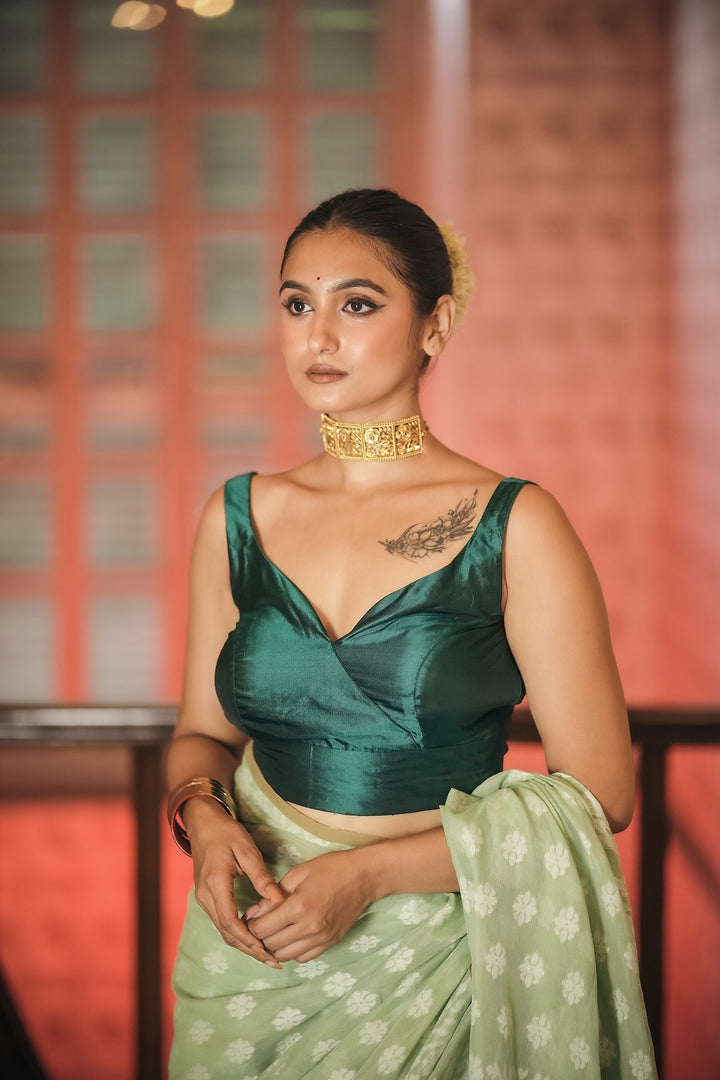 Emerald Gleam – Pure Silk Blouse