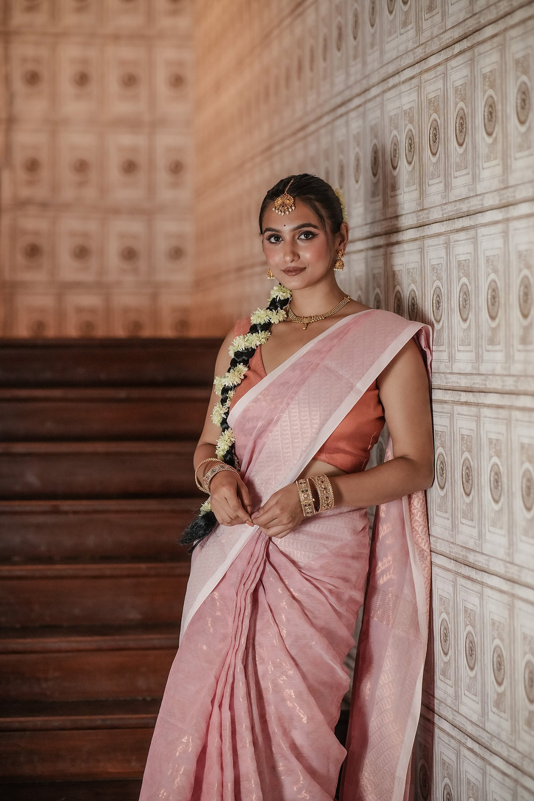 Copper Rose Royale: Handwoven Cotton Jamdani Saree