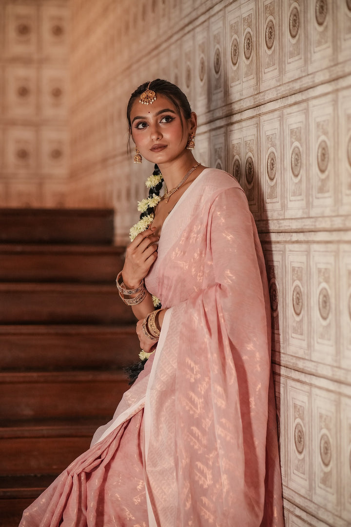 Copper Rose Royale: Handwoven Cotton Jamdani Saree