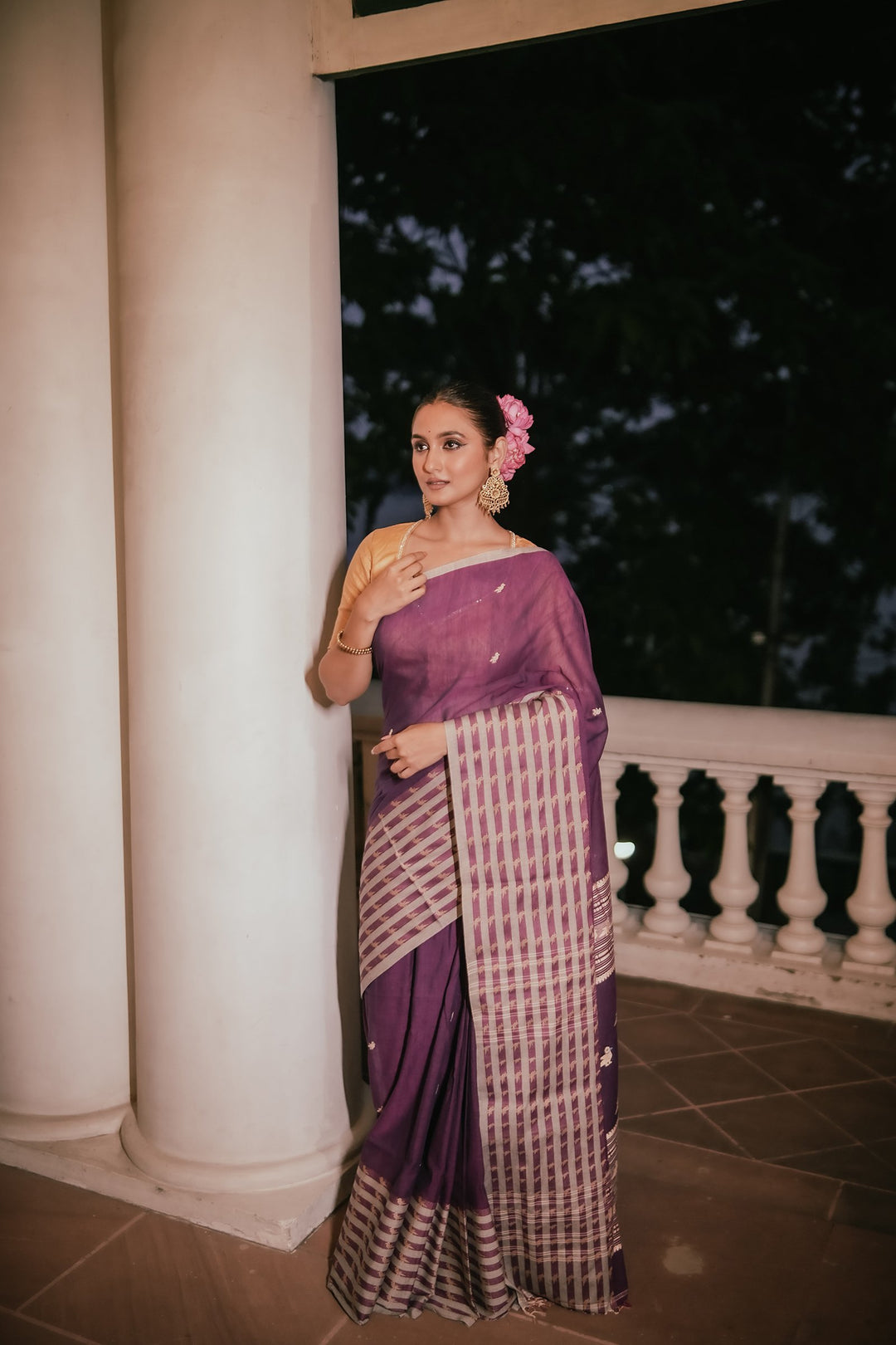 Orchid Grace: Handwoven Purple Jamdani Mahapaar Saree