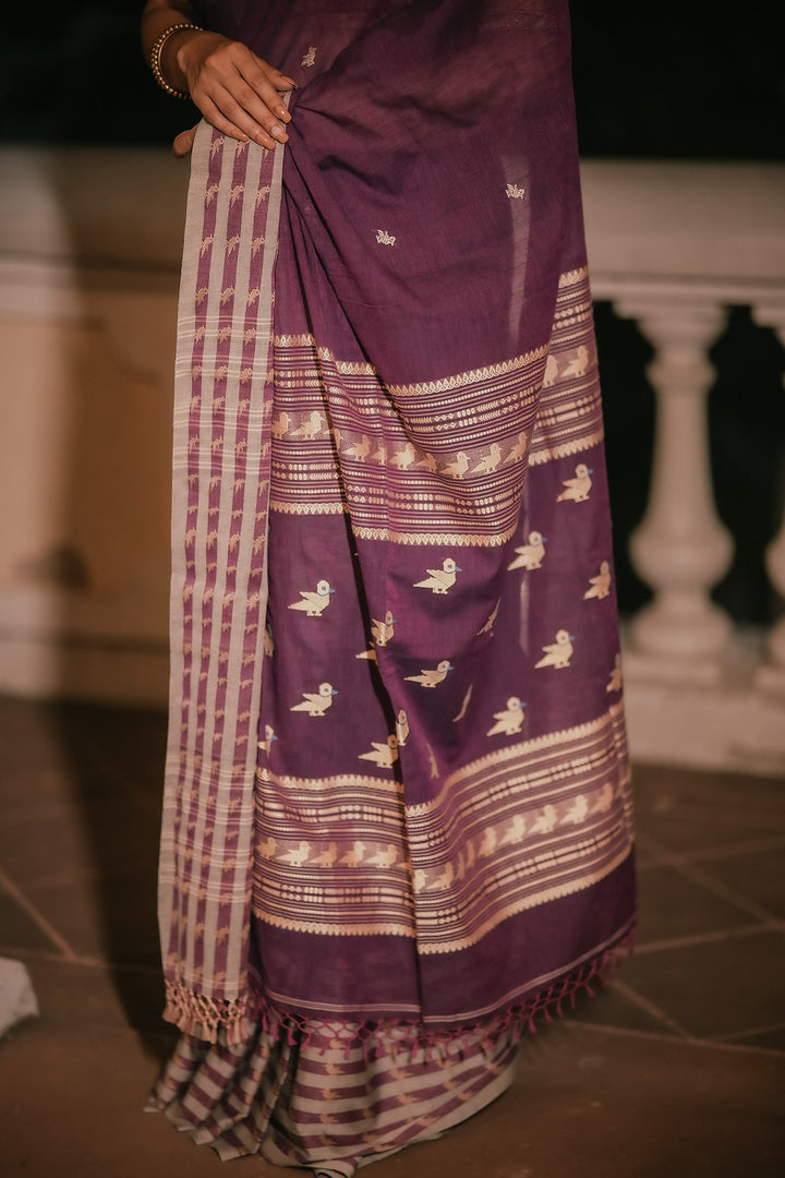 Orchid Grace: Handwoven Purple Jamdani Mahapaar Saree