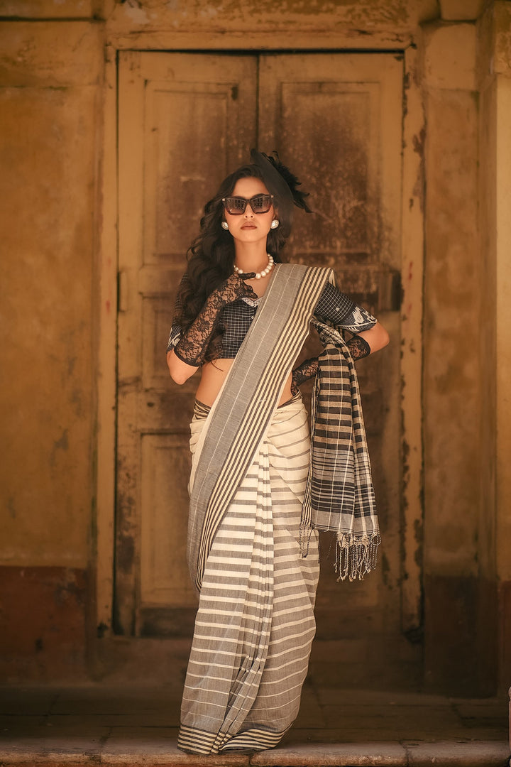 Sada Kalo Tussar Striped Cotton Handloom Saree