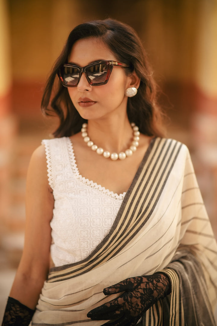 Floral Lace White Embroidery Sleeveless Blouse