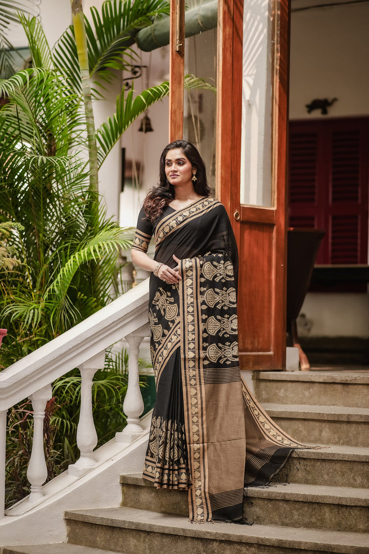 Tasher Desh Black Putul Jamdani Saree