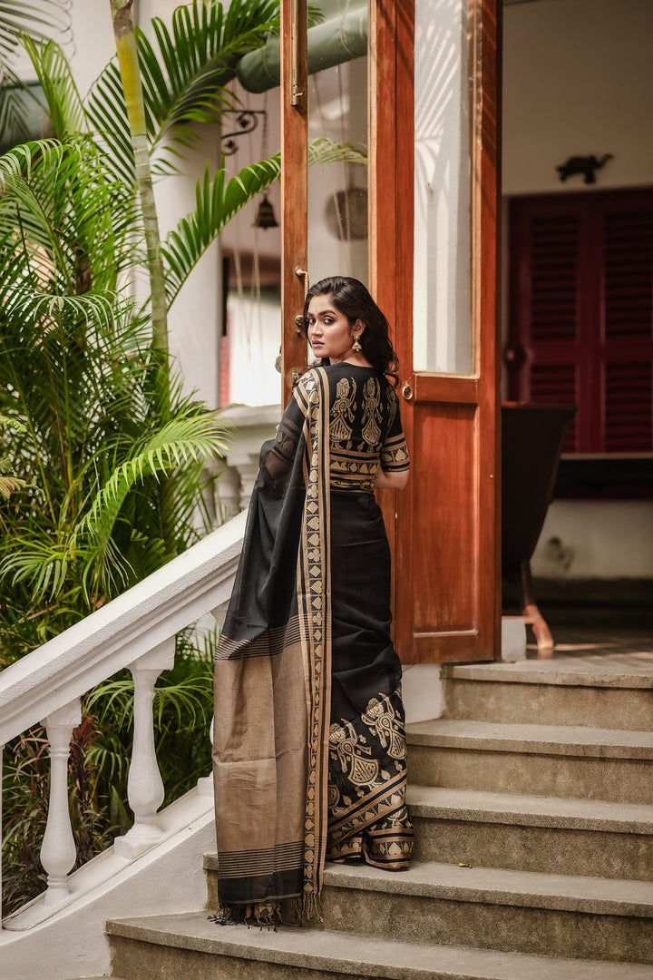 Tasher Desh Black Putul Jamdani Saree