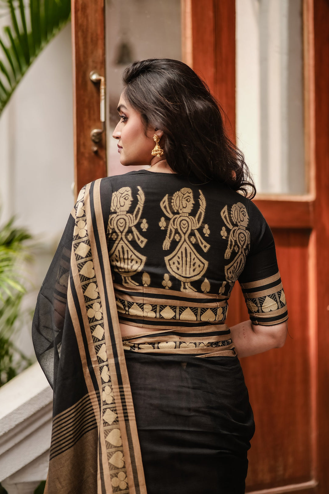 Tasher Desh Black Putul Jamdani Saree