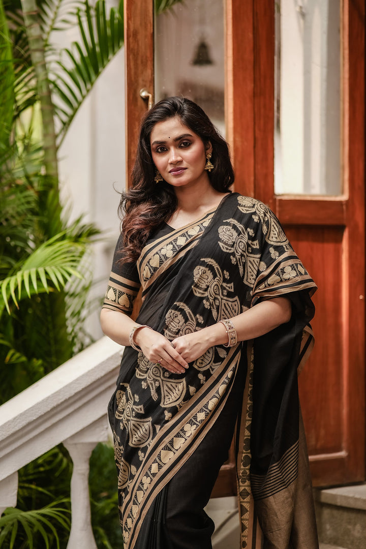 Tasher Desh Black Putul Jamdani Saree