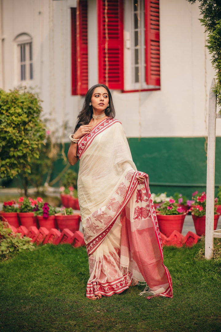 Tasher Desh Lal Sada Putul Jamdani Saree