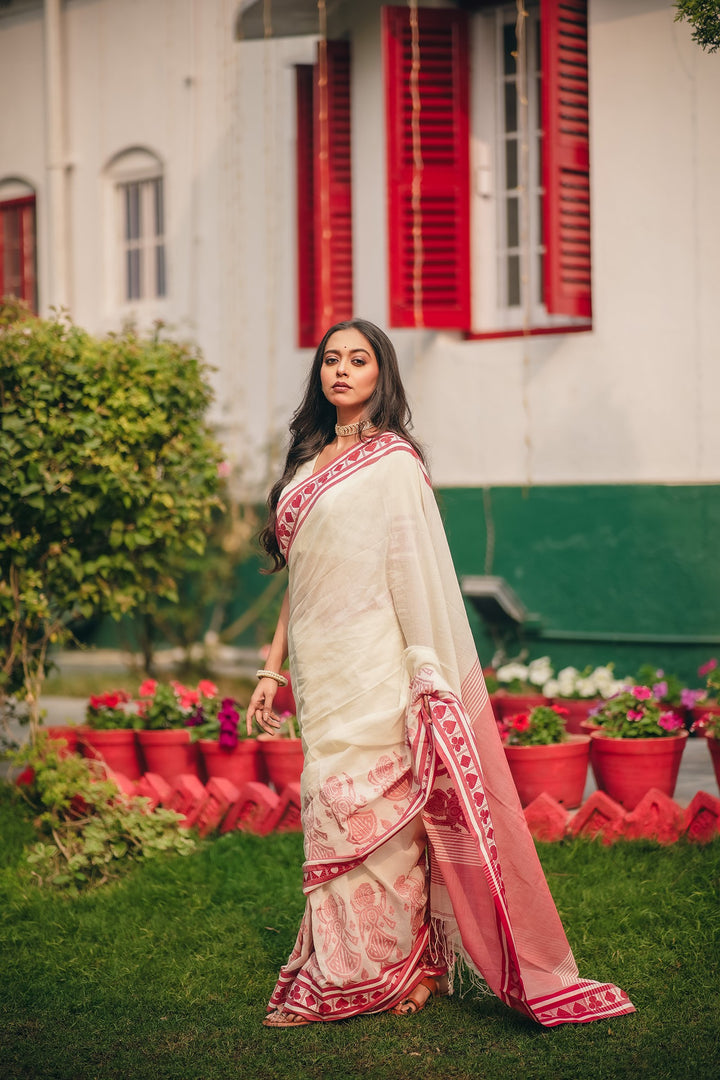 Tasher Desh Lal Sada Putul Jamdani Saree