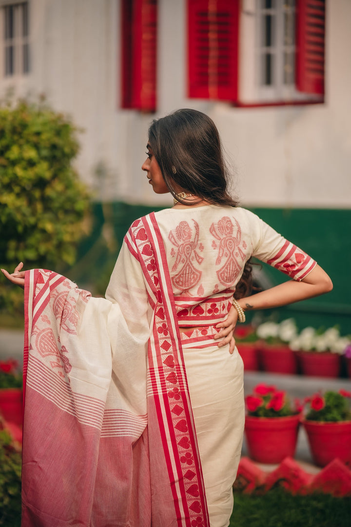 Tasher Desh Lal Sada Putul Jamdani Saree