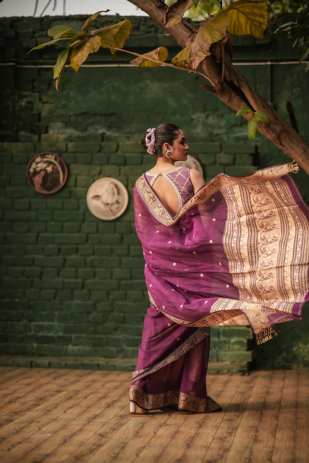 Regal Violet Jamdani Baluchari Saree