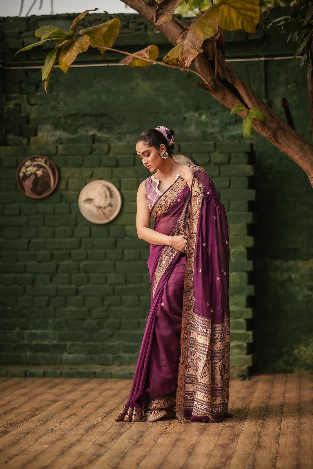Regal Violet Jamdani Baluchari Saree